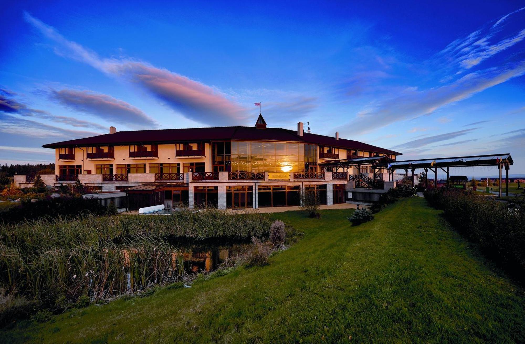 Hotel International 4*