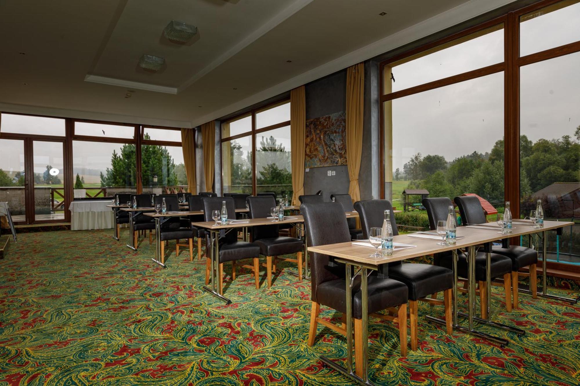 International Hotel 4*